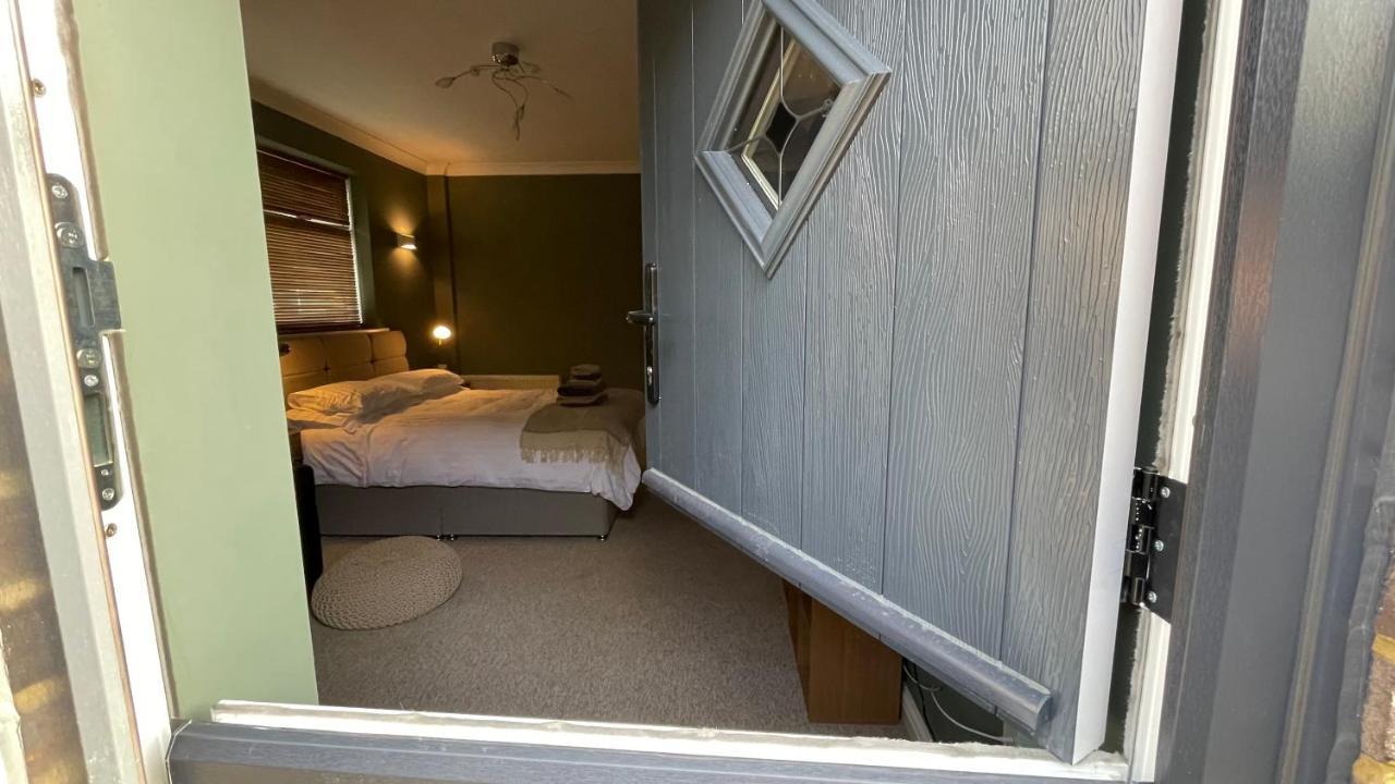 Fab Stay Uk - Coastal And Country Retreat With Free Secure Off Road Parking Minutes From Both Dover And Deal Экстерьер фото